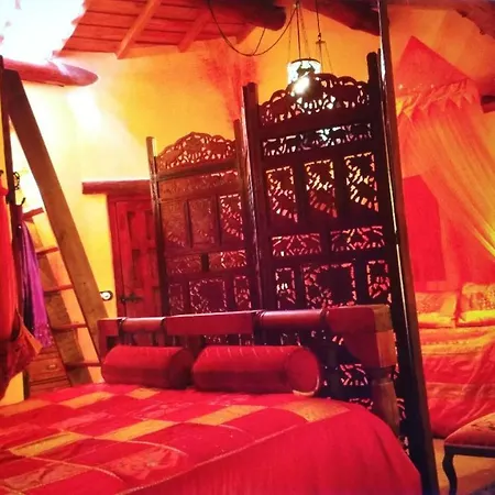La Fragua Casa De Cuento Nyaraló Pastores